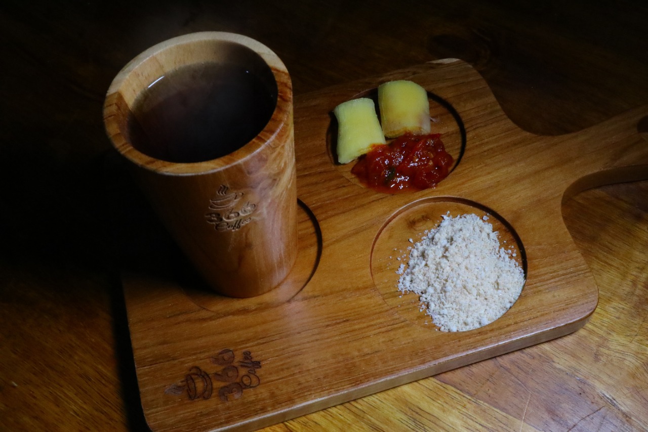 Hot Tea with Condiment